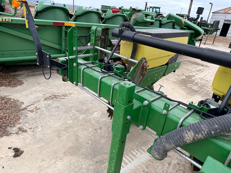 john-deere-1725-image-77