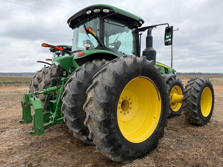 2017-john-deere-8270r-image-3