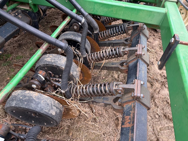 john-deere-1560-image-46