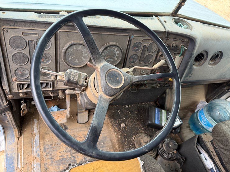 1990-international-9400-image-58