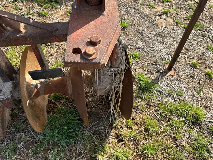 #38699-•-levee-plow-image-10