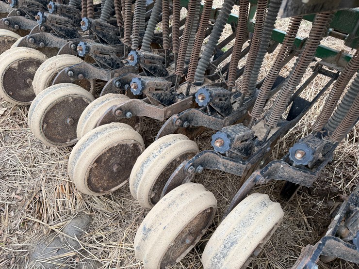 #38669-•-great-plains-spd20-20'-grain-drill-image-18