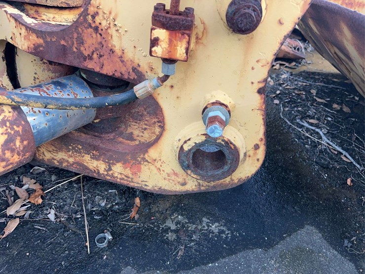 71”-hydraulic-bucket-image-9