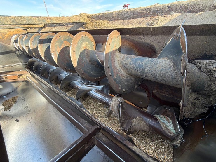 kuhn-knight-3130-image-16