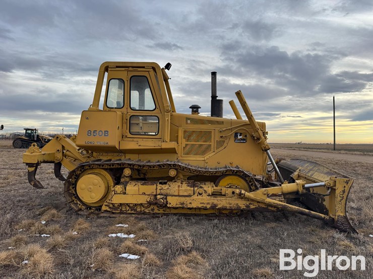 1988-deere-850b-image-4
