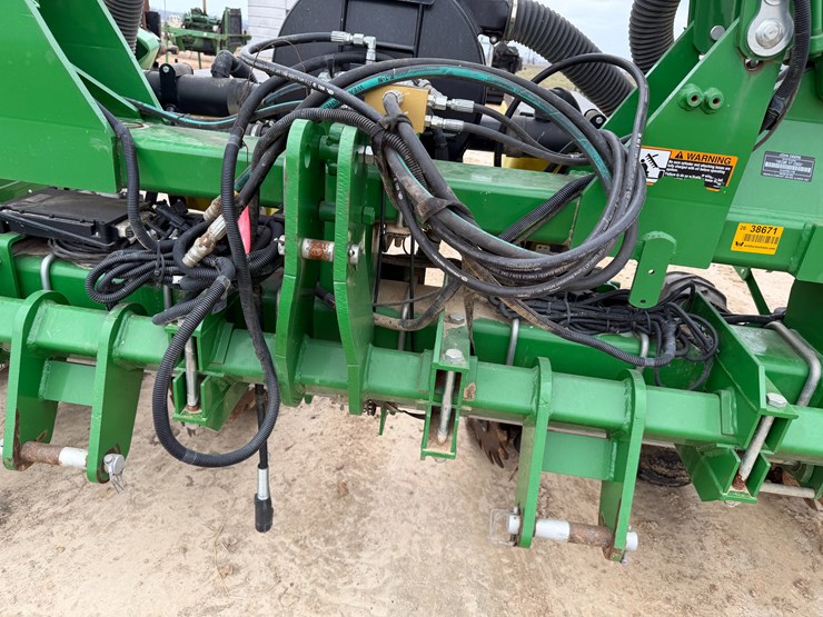 john-deere-1725-image-92