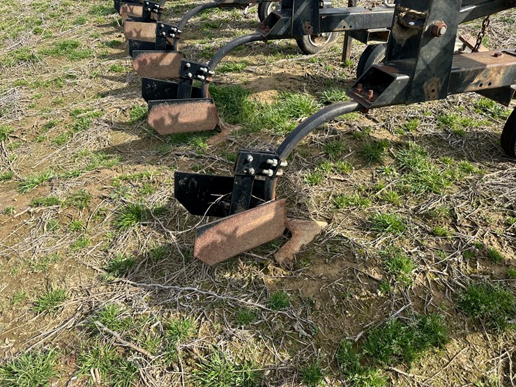 2000-landoll-2000-image-24