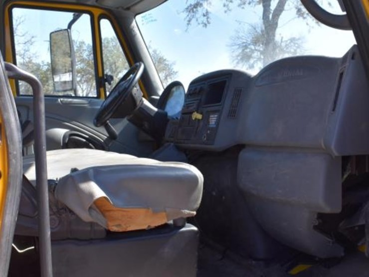 2008-case-ih-4300-image-10