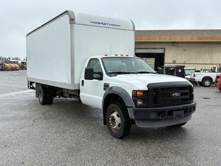 2010-ford-f550-image-2