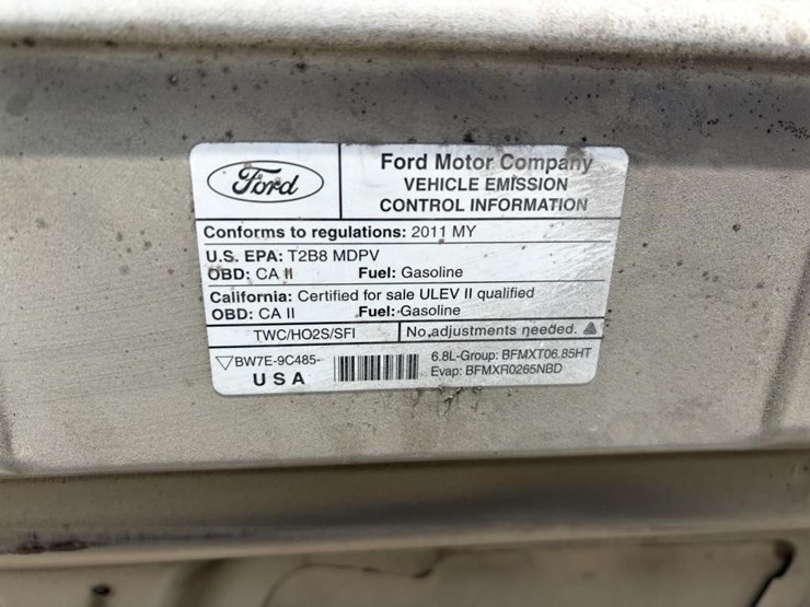 2011-ford-e350-image-8