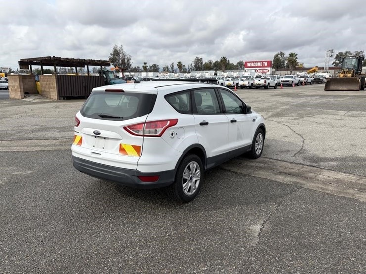 2015-ford-escape-image-3