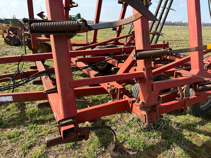 case-ih-4300-image-33