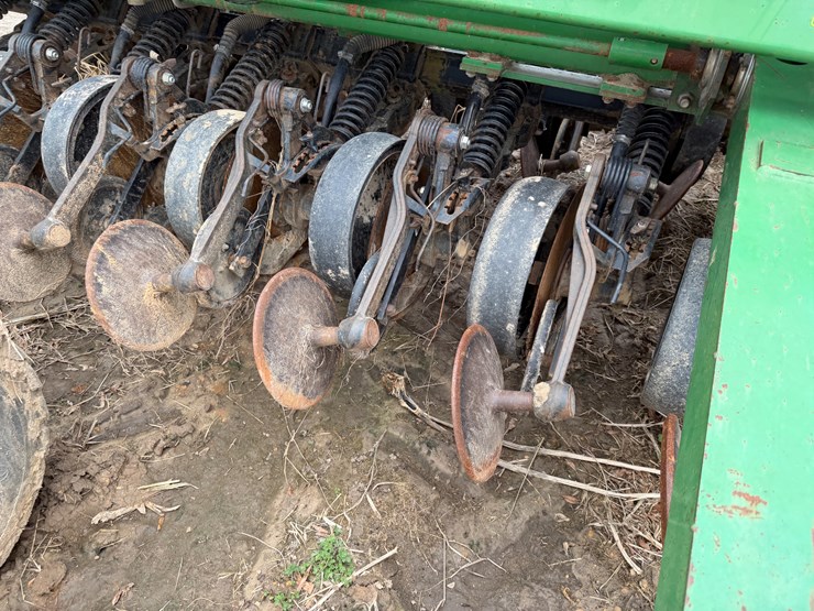 john-deere-1560-image-57