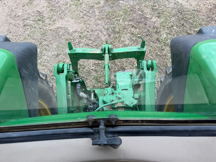 #38653-•-2017-john-deere-8270r-mfwd-tractor-image-64