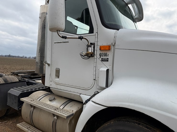 2007-international-9200i-image-38