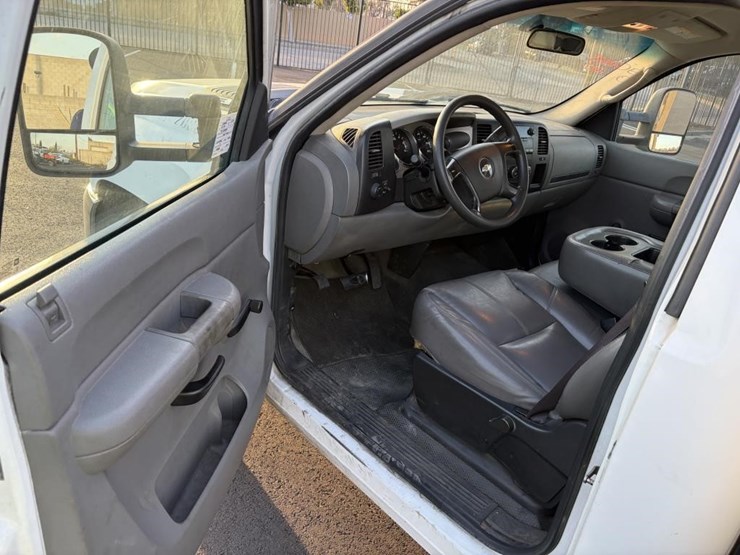 2016-ford-f550-image-3