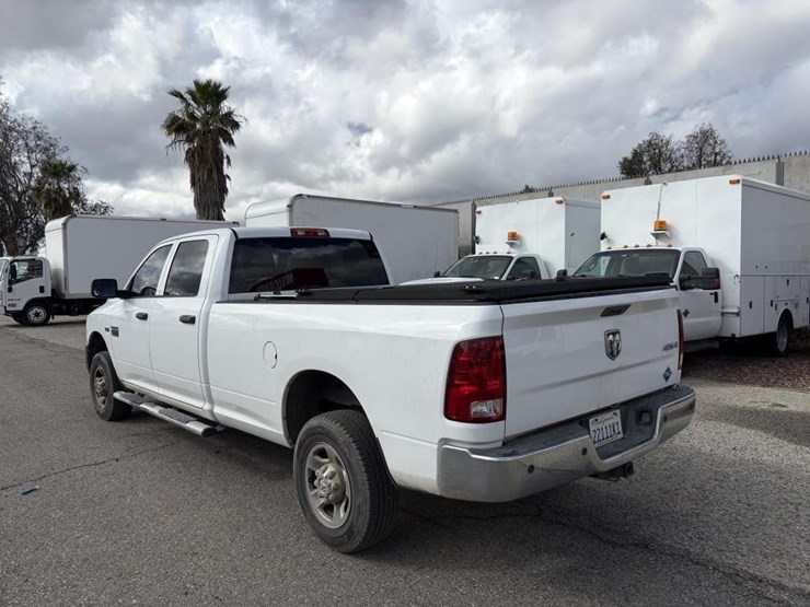 2012-dodge-2500-image-4