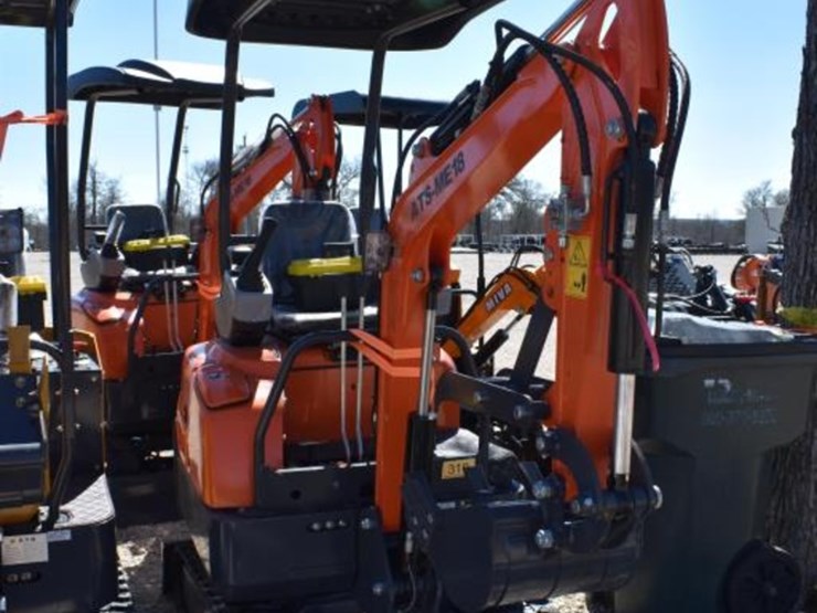 ats-me18-mini-excavator-(serial-#-2511145965xx)-image-2