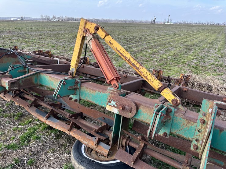 #38708-•-forrest-city-machine-works-26'-chopper-image-15