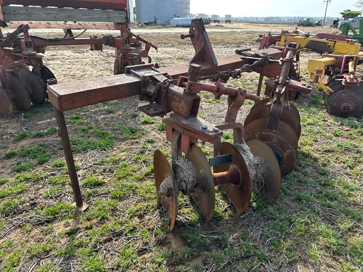 #38699-•-levee-plow-image-4