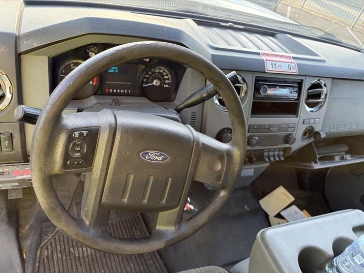 2012-ford-f550-image-13