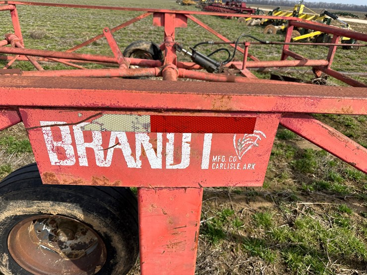 #38704-•-brandt-88-16'x50'-float-image-49