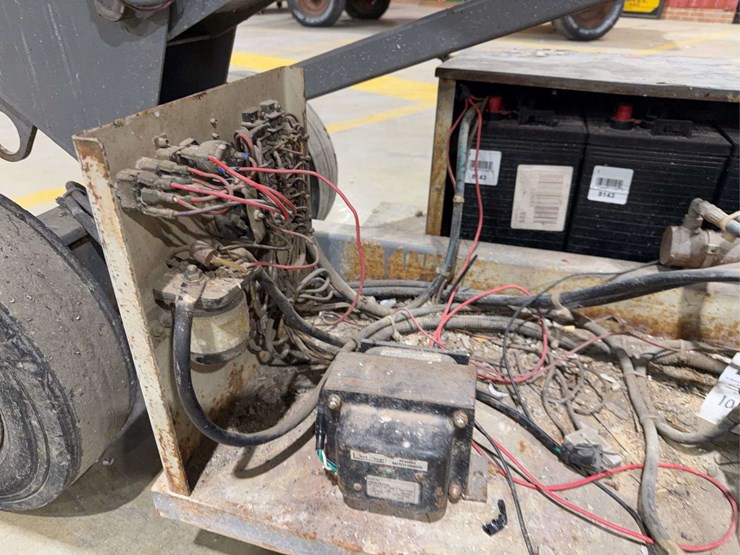 stratolift-krx20-scissor-lift-image-16