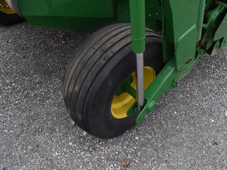 john-deere-s300-image-7