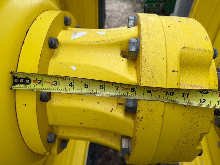 #38653-•-2017-john-deere-8270r-mfwd-tractor-image-16