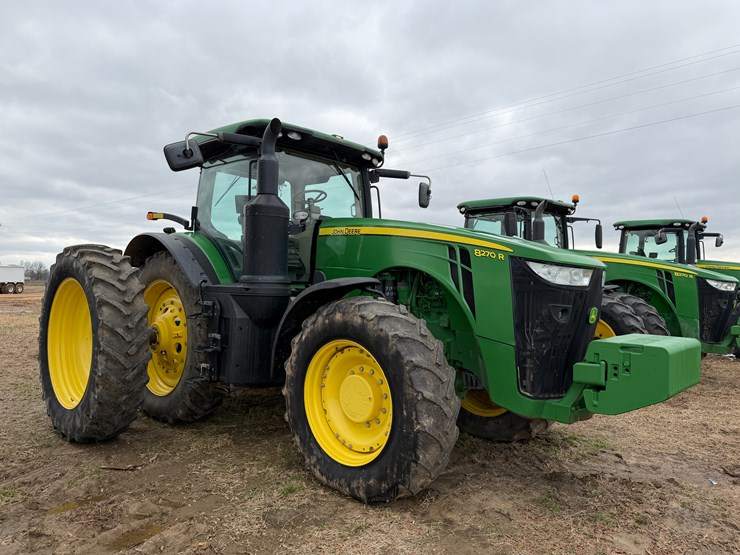 #38653-•-2017-john-deere-8270r-mfwd-tractor-image-2