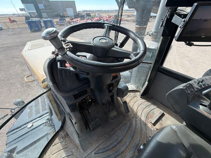 2016-agco-terragator-9300-image-33