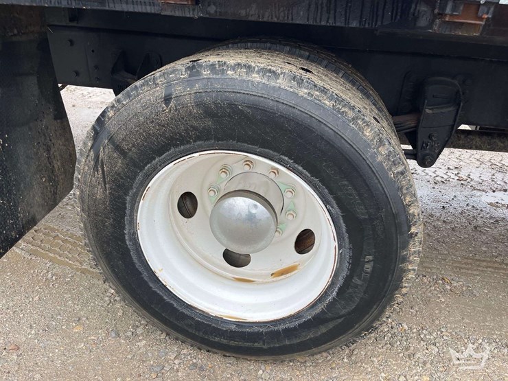 2002-kenworth-t300-image-34