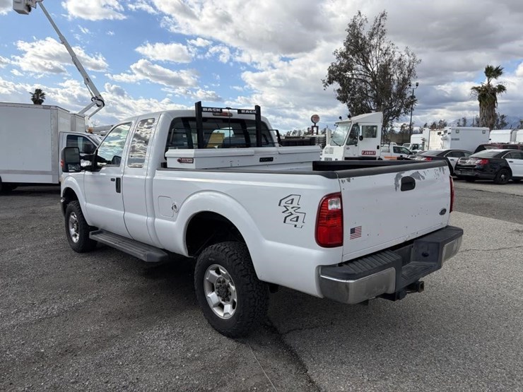 2011-ford-f350-image-4