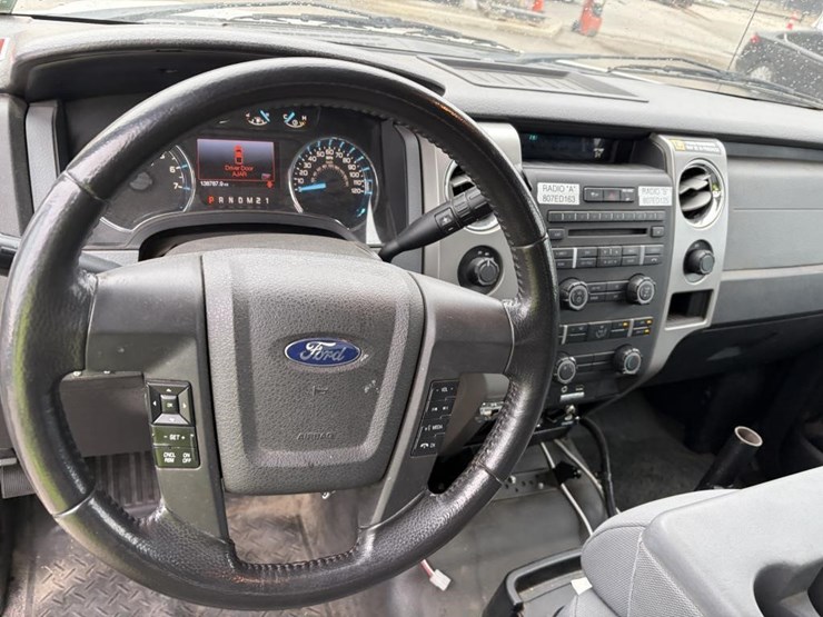 2011-ford-f150-xlt-image-14