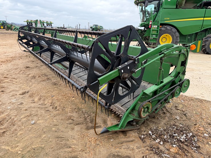 2004-john-deere-925d-image-3