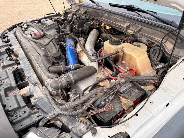 2015-ford-f550-image-33