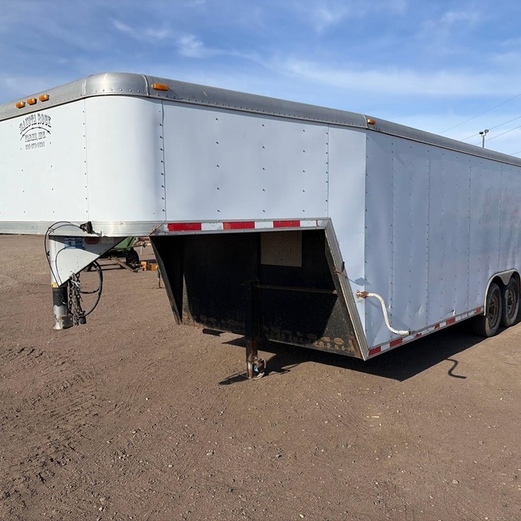 2001 FEATHERLITE STL