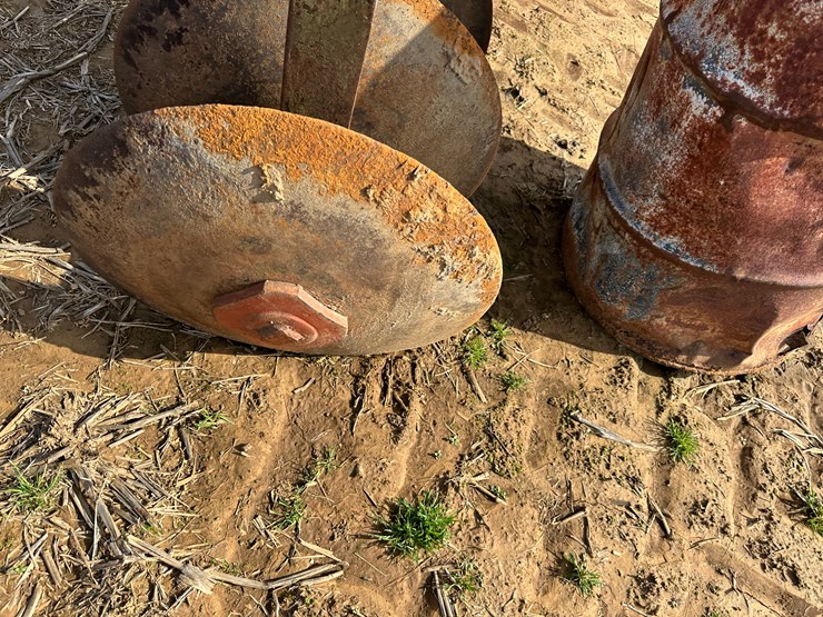 #38698-•-levee-plow-w/-seeder-image-26