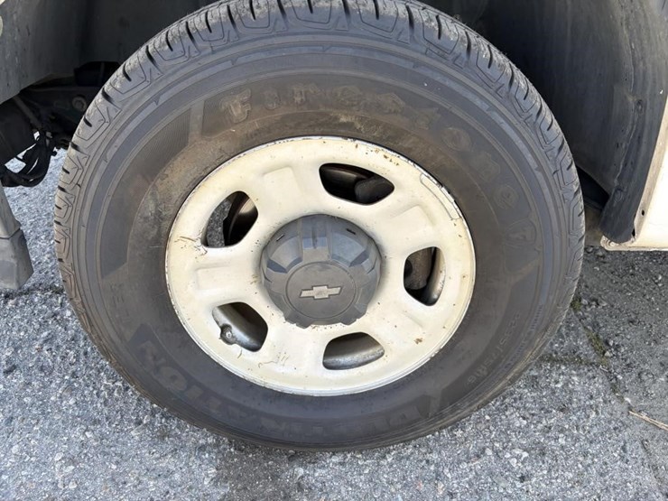 2011-chevrolet-colorado-image-25