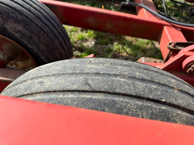 case-ih-4300-image-6