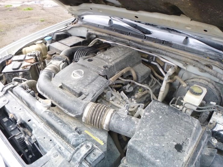 2016-nissan-frontier-image-23