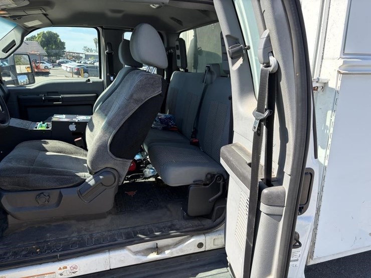 2016-ford-f550-sd-image-12