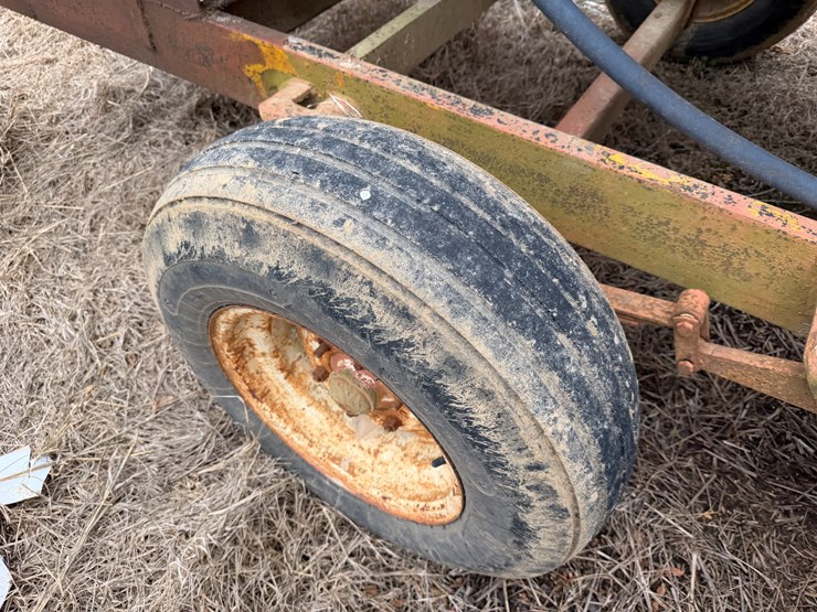 #38675-•-~950gal-t/a-fuel-trailer-image-12