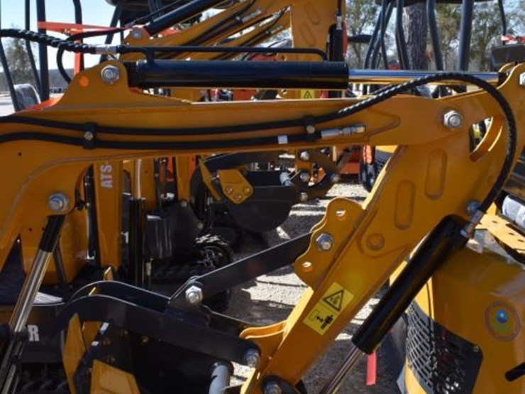 ats-rt15r-mini-excavator-(serial-#-25121634)-image-3