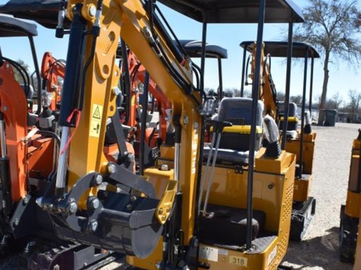 ats-rt15r-mini-excavator-(serial-#-25121619)-image-1