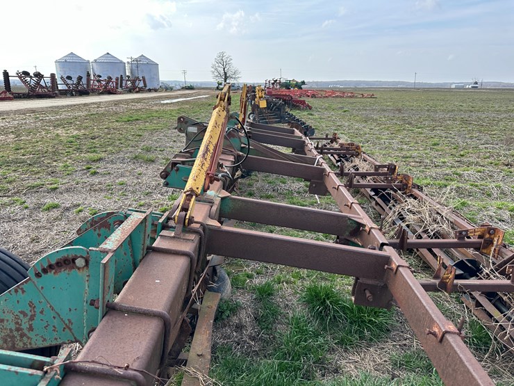 #38708-•-forrest-city-machine-works-26'-chopper-image-49