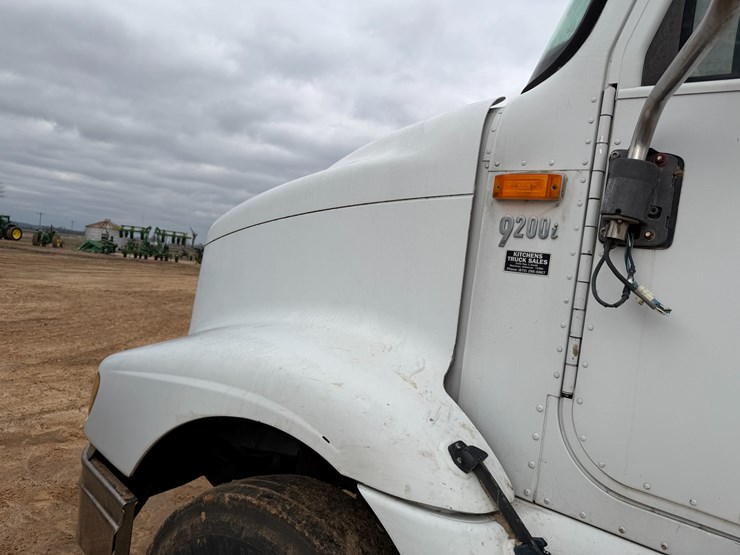 2007-international-9200i-image-31