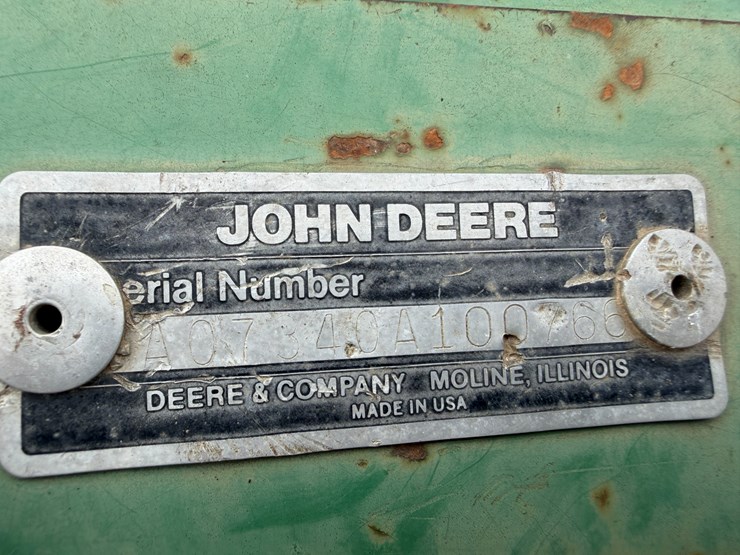 john-deere-7300-image-44