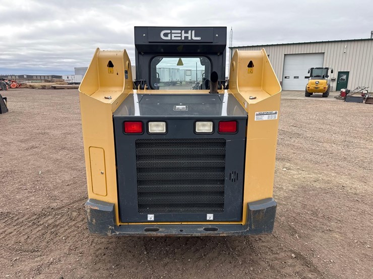 2017-gehl-250-image-7