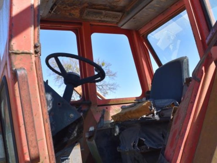 mf-1105-tractor-(serial-#-9b56599)-(showing-appx-5,407-hours,-up-to-the-buy-image-8